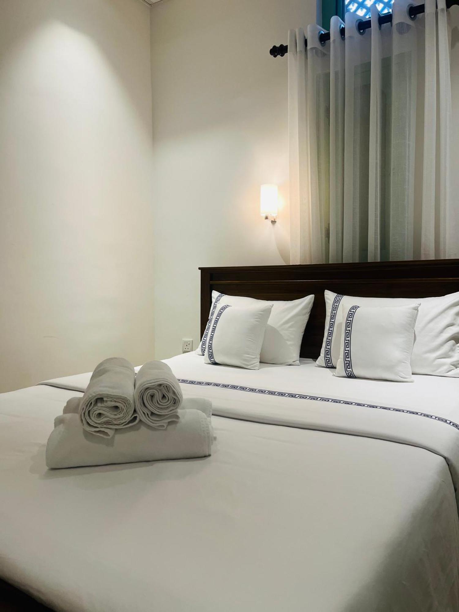 Ceylon Kingsmen Garden Hotel - Katunayake Negombo Exteriér fotografie